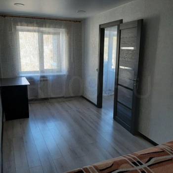 Продается 2-х комнатная квартира, 42 м²