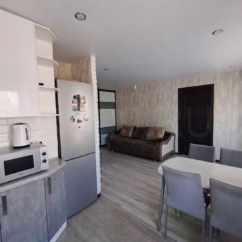 Продается 2-х комнатная квартира, 42 м²