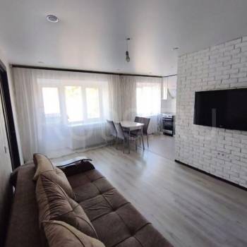Продается 2-х комнатная квартира, 42 м²