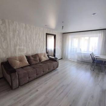Продается 2-х комнатная квартира, 42 м²