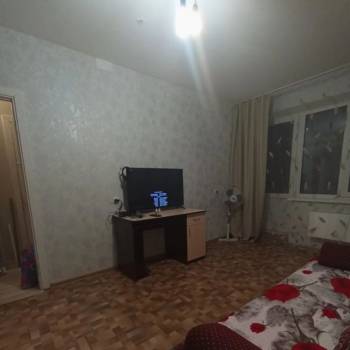 Сдается 1-комнатная квартира, 38 м²