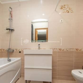 Сдается Многокомнатная квартира, 103,3 м²