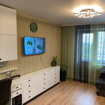 Продается 1-комнатная квартира, 35 м²