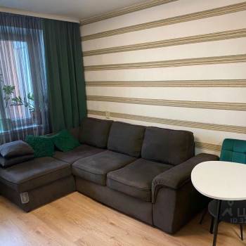Продается 1-комнатная квартира, 35 м²