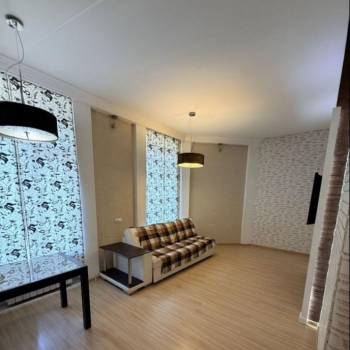 Сдается Многокомнатная квартира, 70 м²