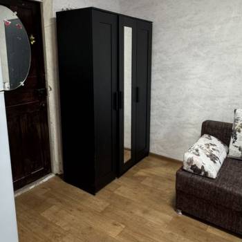 Продается 1-комнатная квартира, 13,4 м²