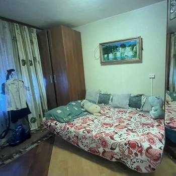 Продается 1-комнатная квартира, 48 м²