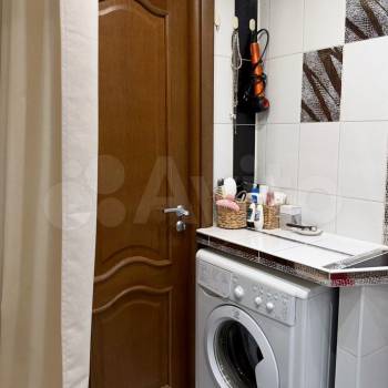 Продается 1-комнатная квартира, 42 м²