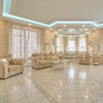 Продается 3-х комнатная квартира, 140 м²