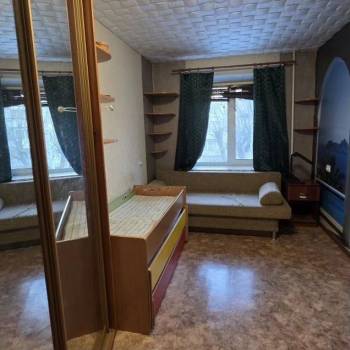 Продается Многокомнатная квартира, 60 м²