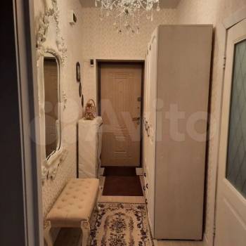 Продается 1-комнатная квартира, 73,2 м²