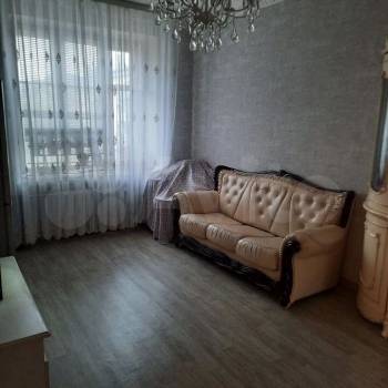 Продается 1-комнатная квартира, 73,2 м²