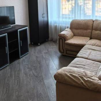 Сдается 1-комнатная квартира, 51 м²