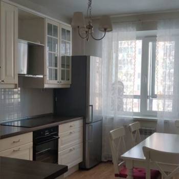 Сдается 2-х комнатная квартира, 67 м²