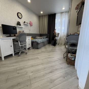 Продается 3-х комнатная квартира, 63 м²