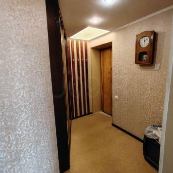 Продается 1-комнатная квартира, 37 м²
