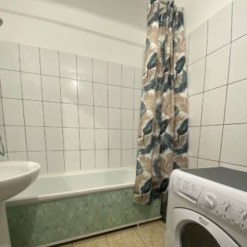 Сдается 2-х комнатная квартира, 58 м²