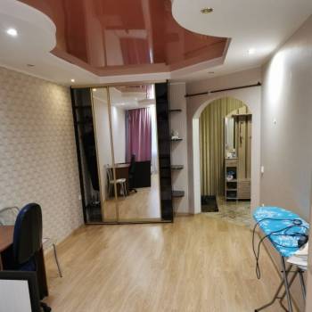 Сдается 1-комнатная квартира, 44 м²