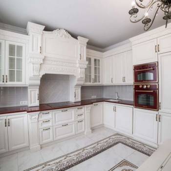 Продается 3-х комнатная квартира, 158 м²