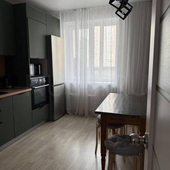 Сдается 2-х комнатная квартира, 60 м²
