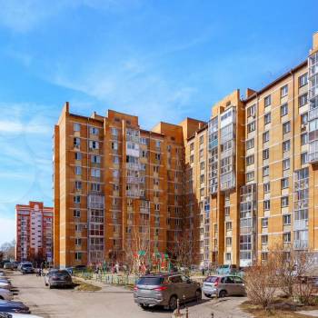 Продается 1-комнатная квартира, 42 м²