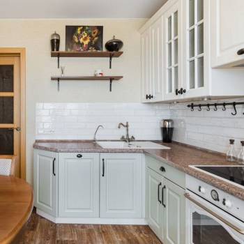 Продается 1-комнатная квартира, 42 м²