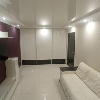 Продается 1-комнатная квартира, 37 м²
