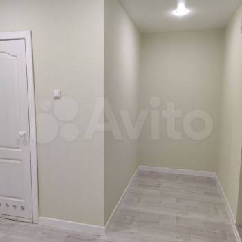 Продается 1-комнатная квартира, 48 м²
