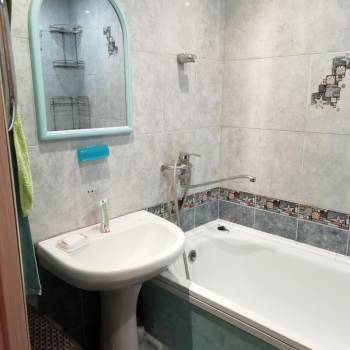 Сдается Многокомнатная квартира, 63 м²