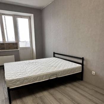 Продается 1-комнатная квартира, 32 м²