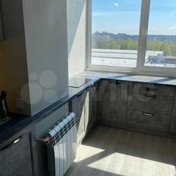 Продается 1-комнатная квартира, 42 м²