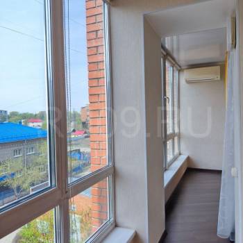 Продается 1-комнатная квартира, 54 м²