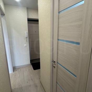 Продается 1-комнатная квартира, 32 м²
