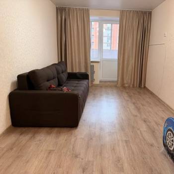 Сдается 1-комнатная квартира, 48 м²