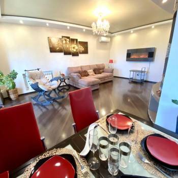 Сдается 2-х комнатная квартира, 70 м²
