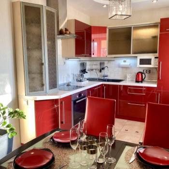 Сдается 2-х комнатная квартира, 70 м²