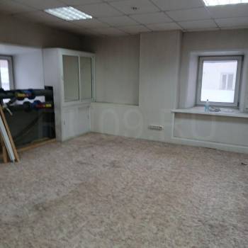 Сдается Нежилое помещение, 196 м²