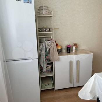Продается 1-комнатная квартира, 35 м²