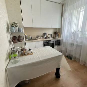 Продается 1-комнатная квартира, 35 м²