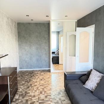 Сдается 1-комнатная квартира, 43 м²