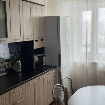 Сдается 2-х комнатная квартира, 60 м²