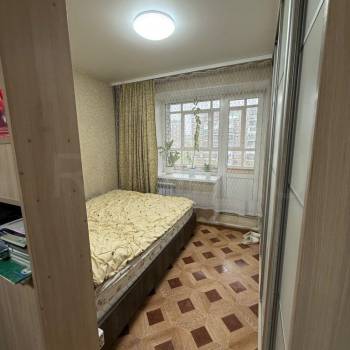 Продается 1-комнатная квартира, 37 м²