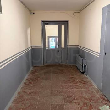 Продается 1-комнатная квартира, 37 м²