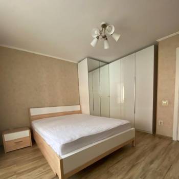 Сдается Многокомнатная квартира, 75 м²