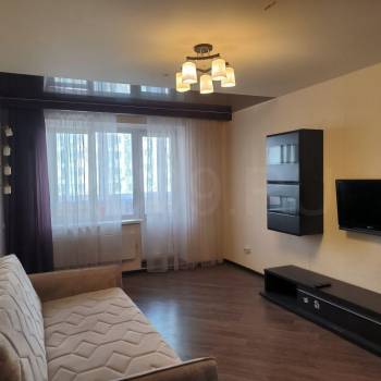 Сдается 2-х комнатная квартира, 60 м²