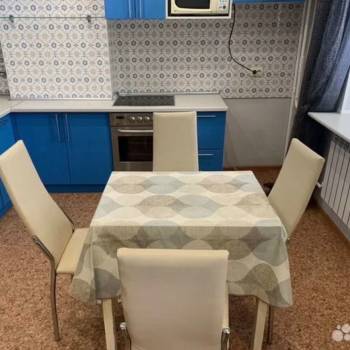 Продается 1-комнатная квартира, 45,8 м²