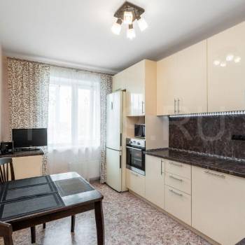 Сдается 2-х комнатная квартира, 64 м²