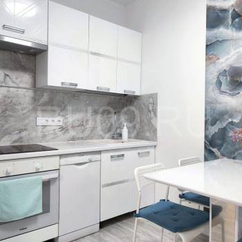 Продается 3-х комнатная квартира, 77 м²