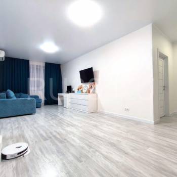 Продается 3-х комнатная квартира, 77 м²