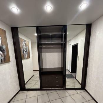 Продается 1-комнатная квартира, 43 м²